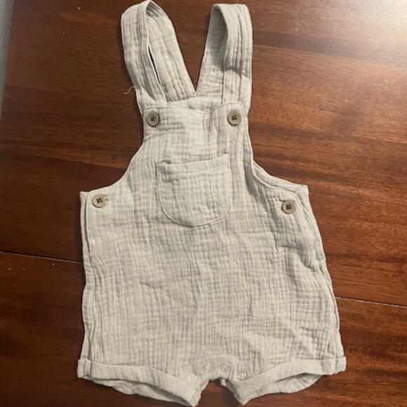 Ettie & H Grey Romper | Size 3-6M - Picture 2 of 2